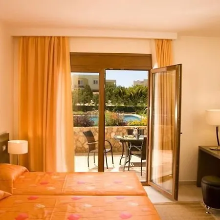 Executive Rhodes 4 Bedroom 4 Bathroom Bd Pefkos Pefki
